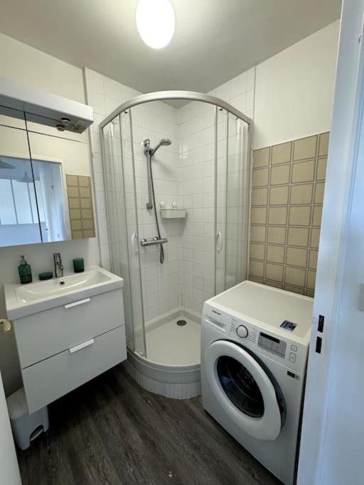Appartement Neuf Avec Balcon Et Parking Prive Caen Ngoại thất bức ảnh