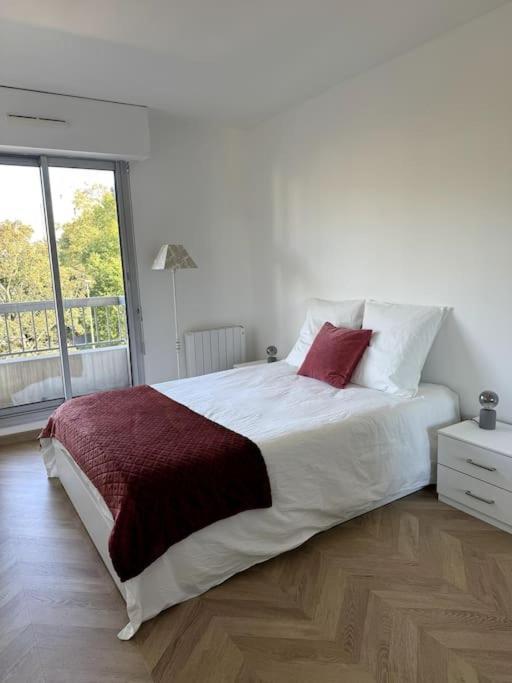 Appartement Neuf Avec Balcon Et Parking Prive Caen Ngoại thất bức ảnh
